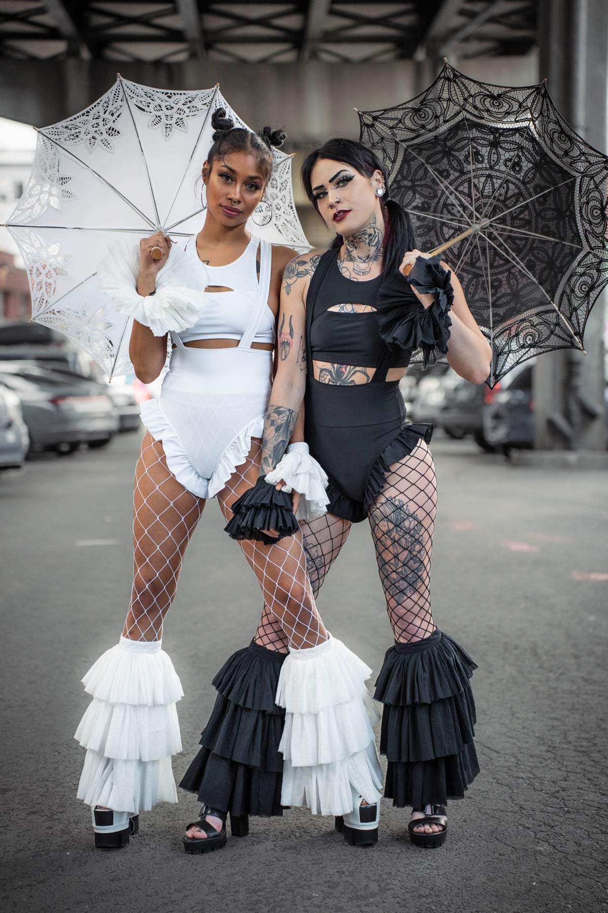 Dandy Ruffle Leg Cuffs