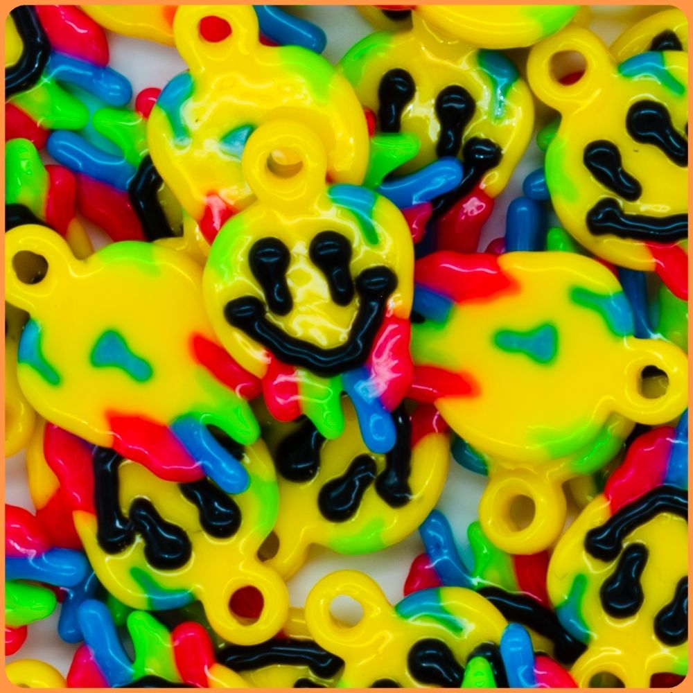 Drippy Smiley Kandi Charm