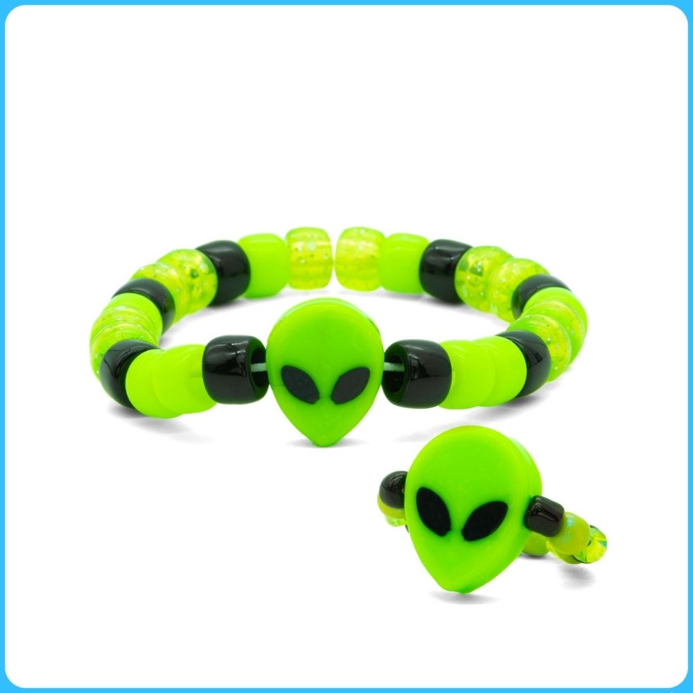 Green Alien Kandi Ring & Bracelet Set (2 Pack)