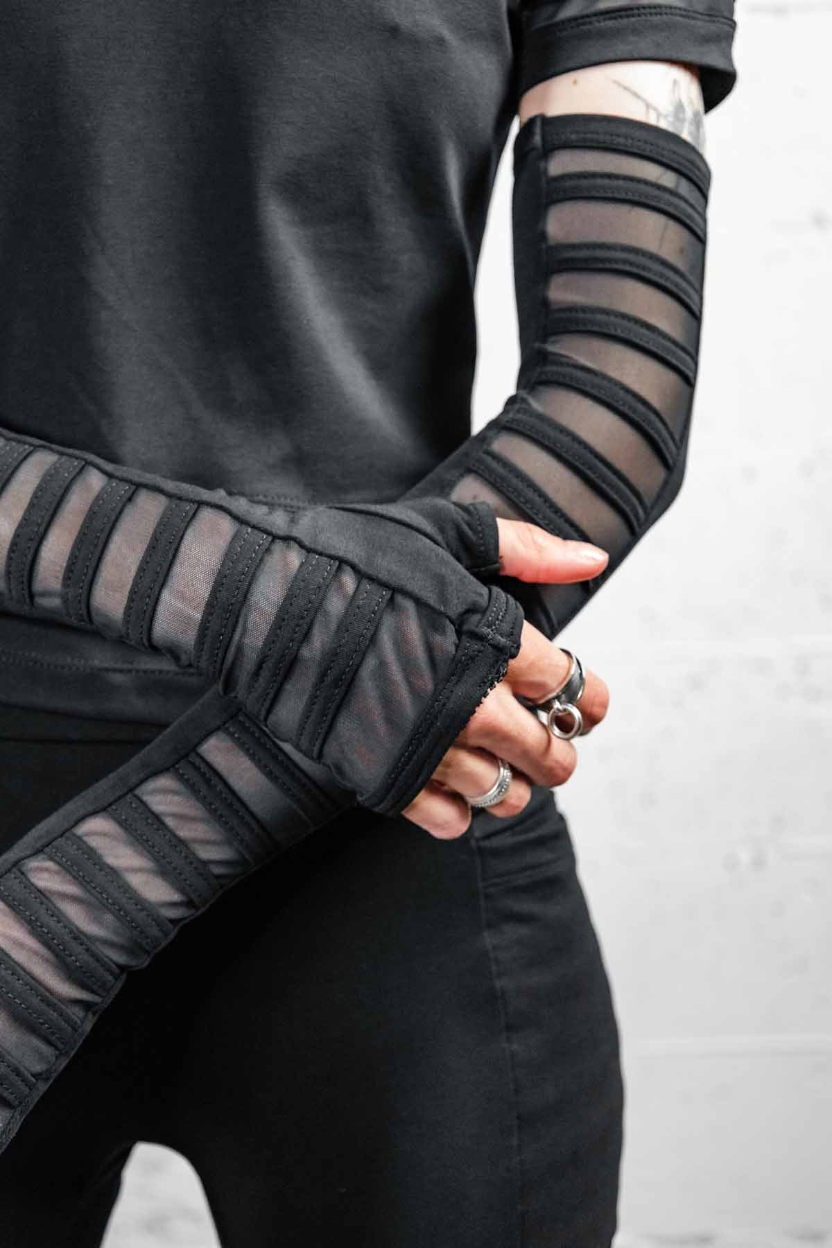 Gamut Gloves