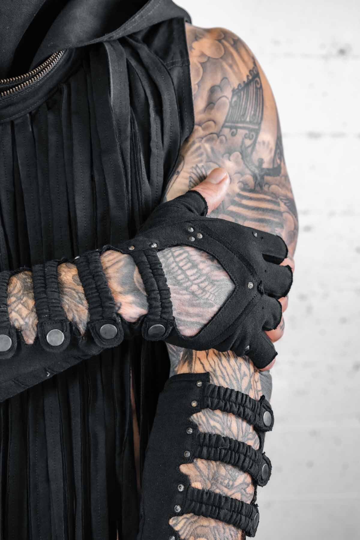 Minaret Gauntlets