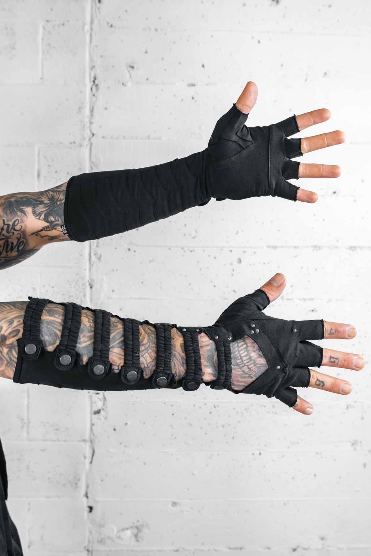 Minaret Gauntlets